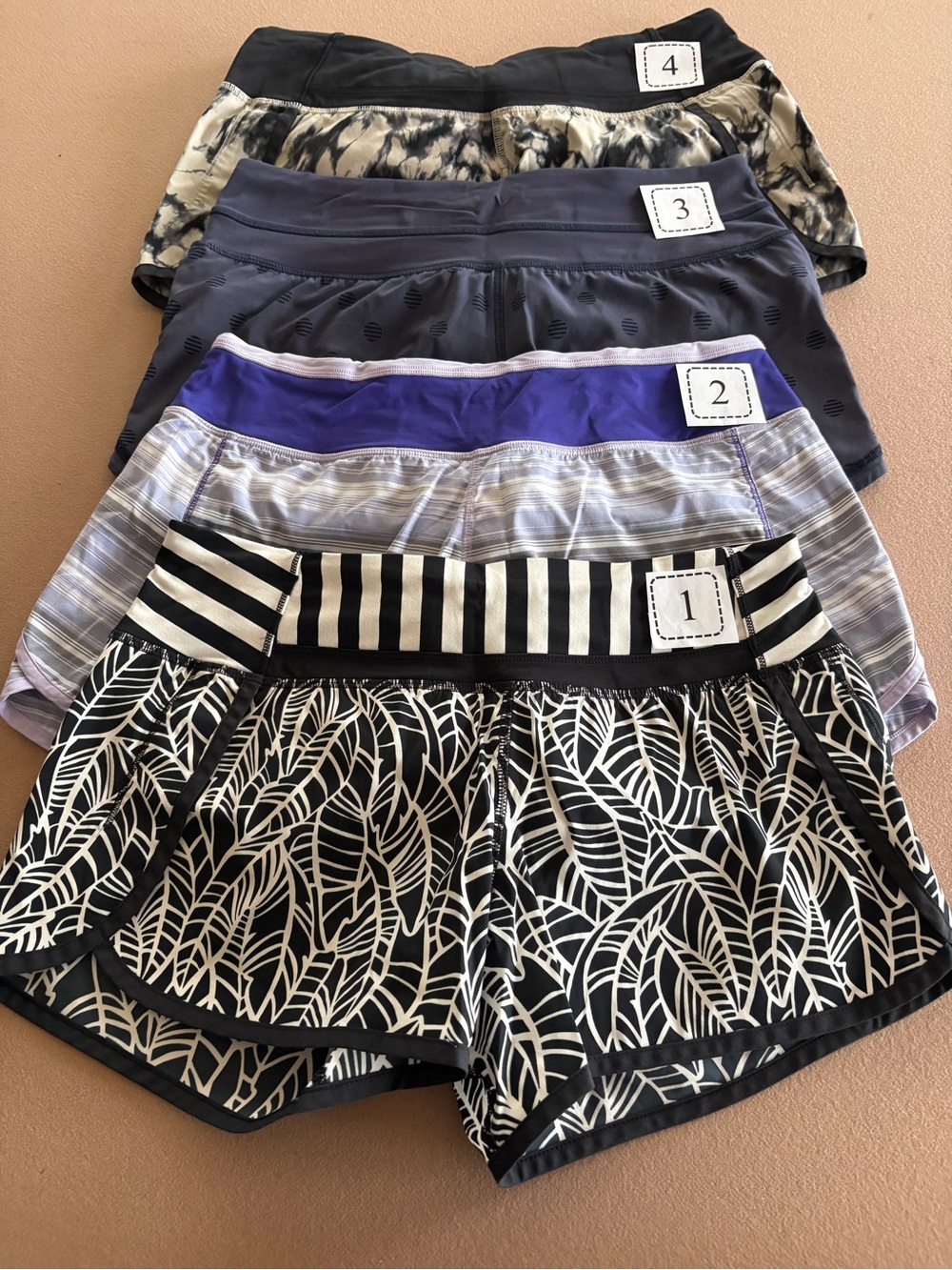 Lululemon speed up shorts. All size 6. Good condition and clean liners.